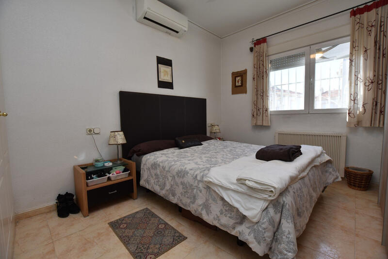 2 Cuarto Villa en venta 2 Cuarto Villa en venta