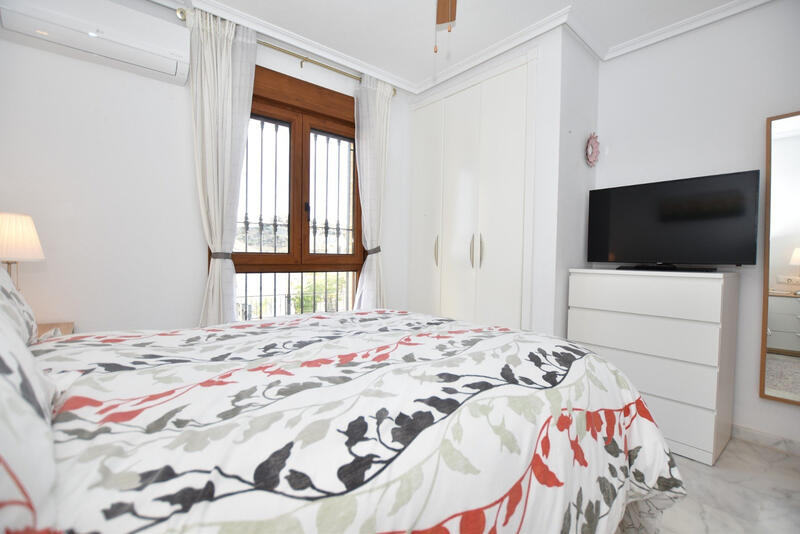 2 Cuarto Villa en venta 2 Cuarto Villa en venta