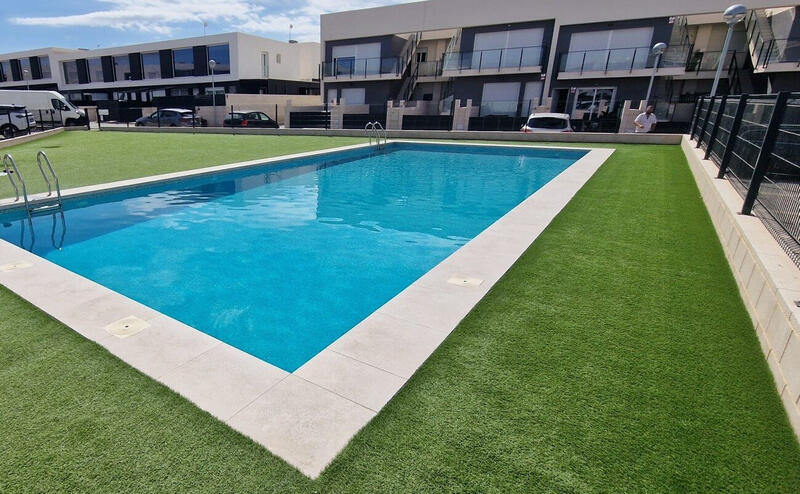 2 Cuarto Villa en venta