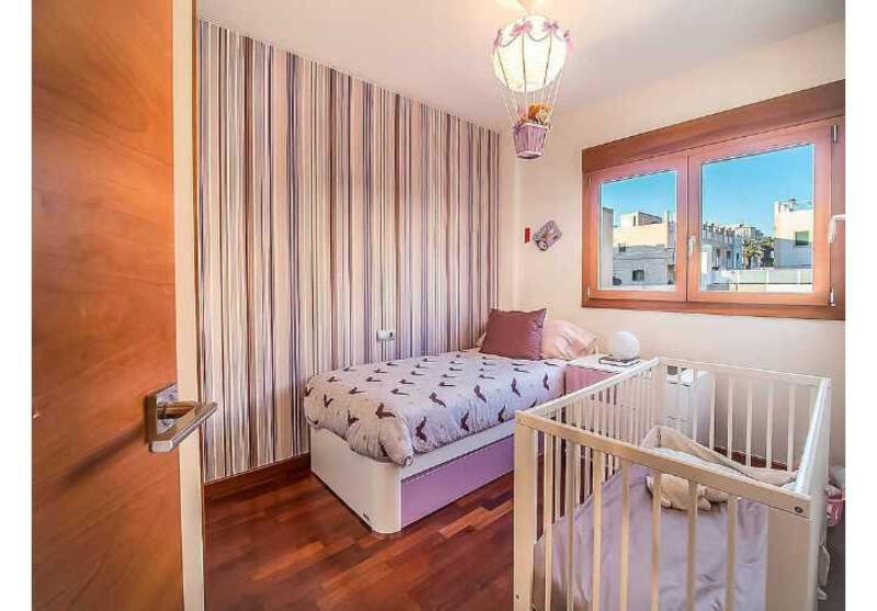 4 Cuarto Adosado en venta