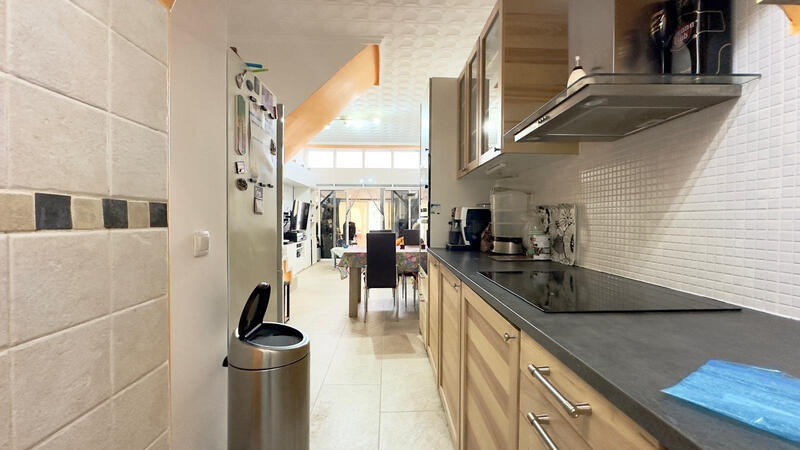 2 bedroom Townhouse for sale