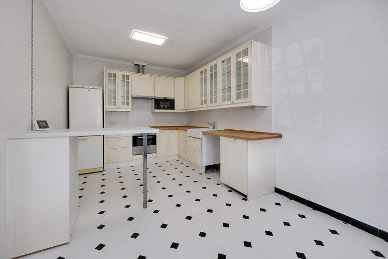 3 sovrum Villa till salu