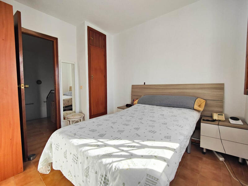 2 bedroom Townhouse for sale