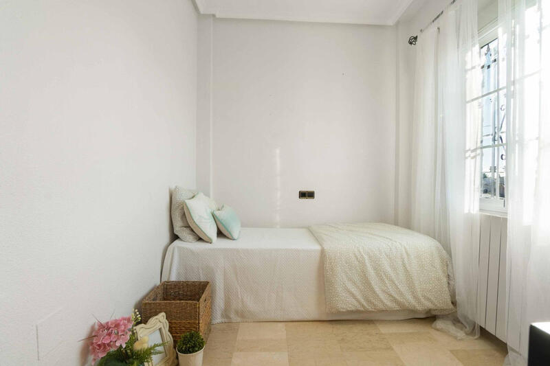 5 bedroom Townhouse for sale 5 bedroom Townhouse for sale