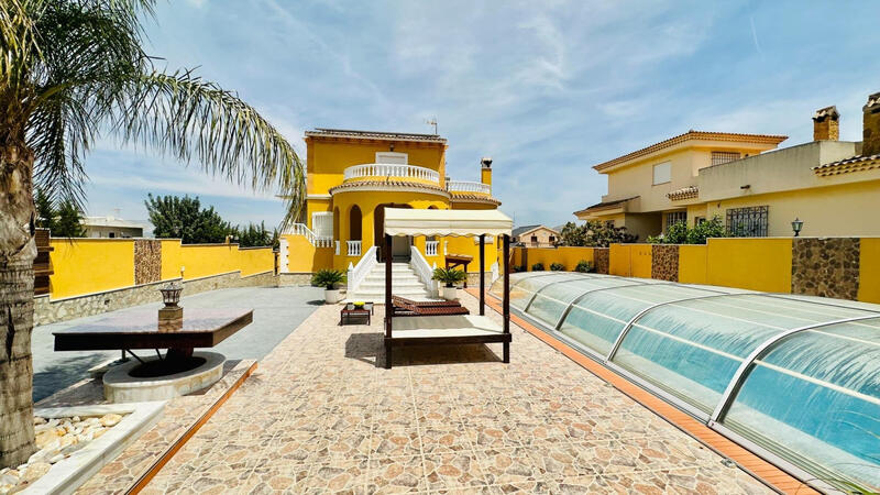 5 slaapkamer Villa Te koop