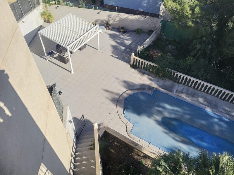 4 slaapkamer Villa Te koop