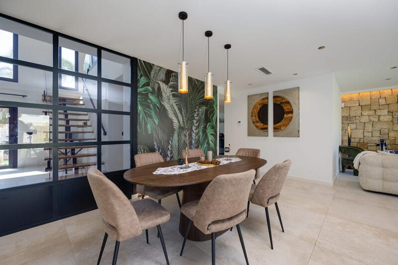 5 slaapkamer Villa Te koop