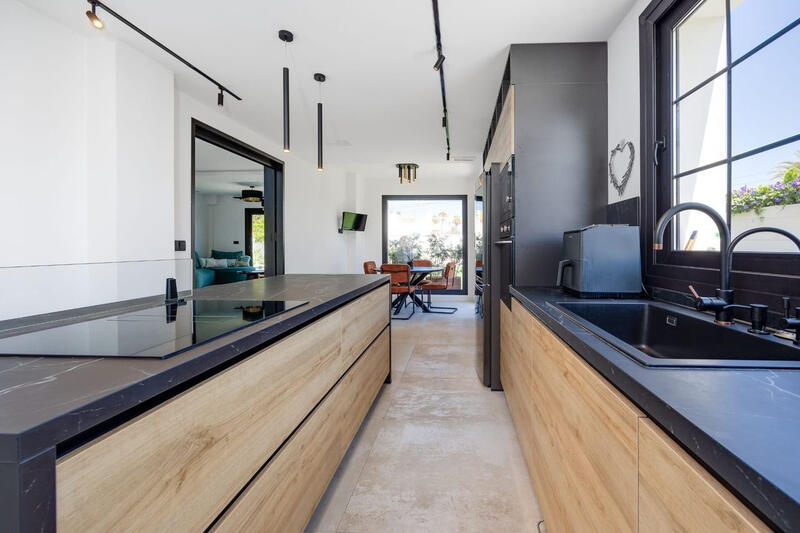 5 slaapkamer Villa Te koop