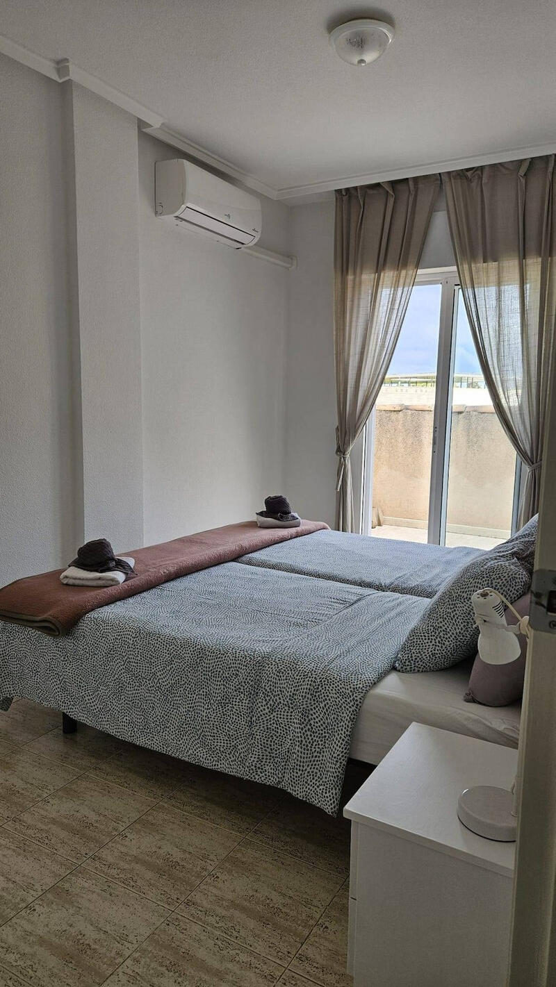 3 slaapkamer Appartement Te koop 3 slaapkamer Appartement Te koop