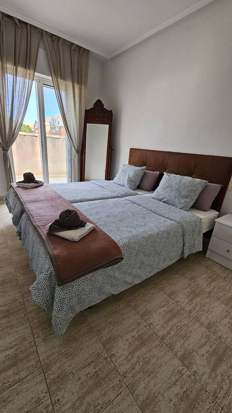 3 slaapkamer Appartement Te koop 3 slaapkamer Appartement Te koop