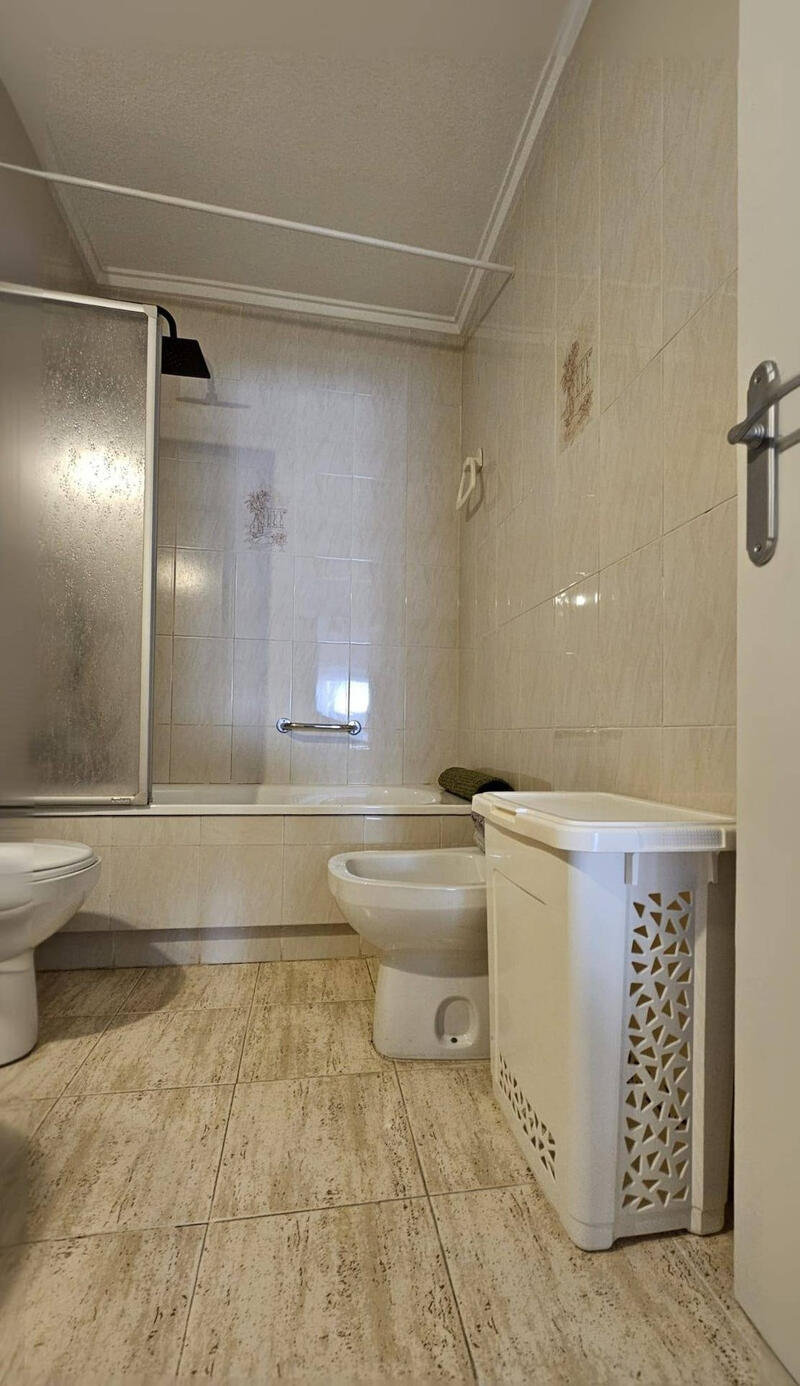 3 slaapkamer Appartement Te koop 3 slaapkamer Appartement Te koop