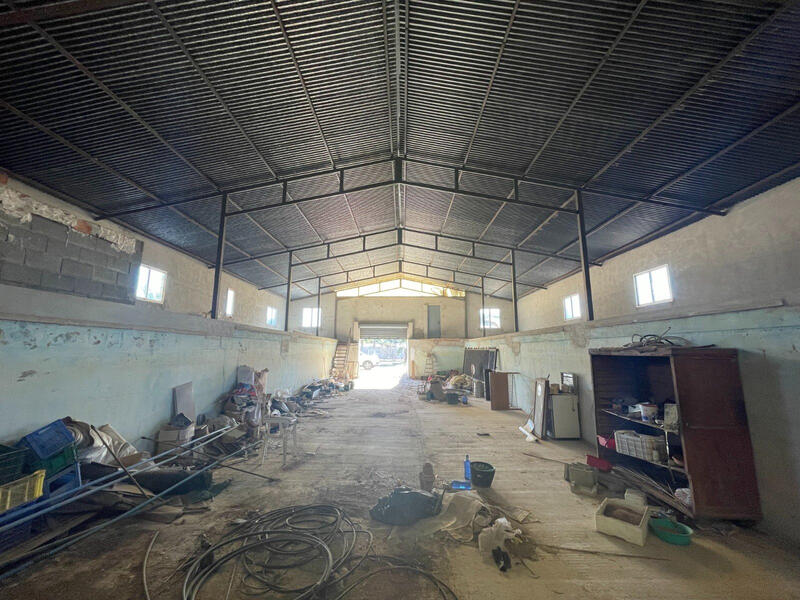 6 bedroom Country House for sale