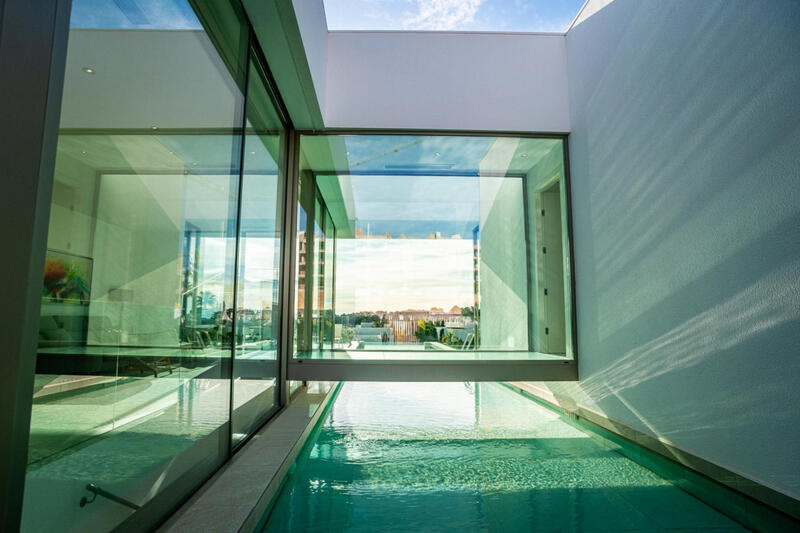 4 Cuarto Villa en venta