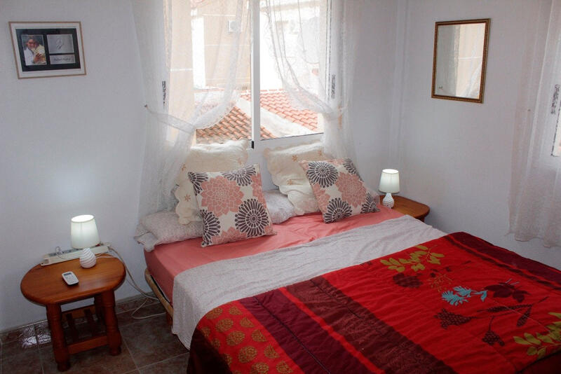 4 спальная комната вилла продается