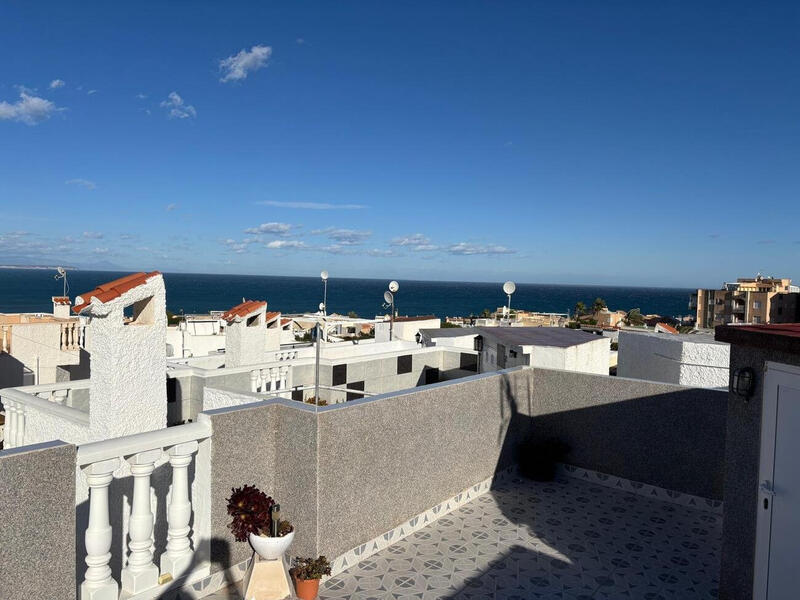 Maison de Ville à vendre dans Torrevieja, Alicante