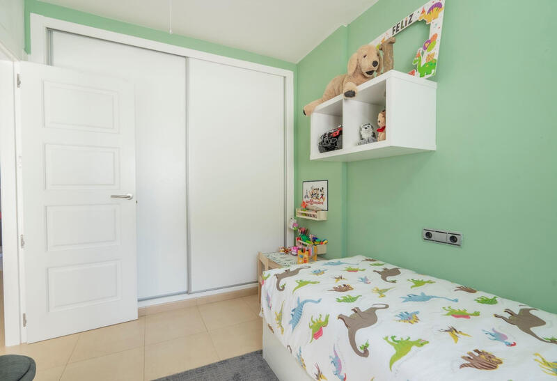 2 bedroom Apartment for sale