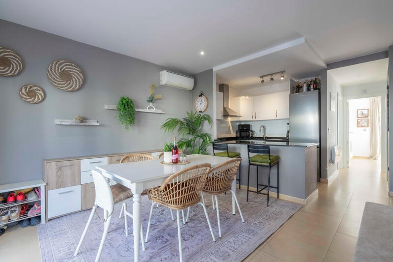 2 bedroom Apartment for sale