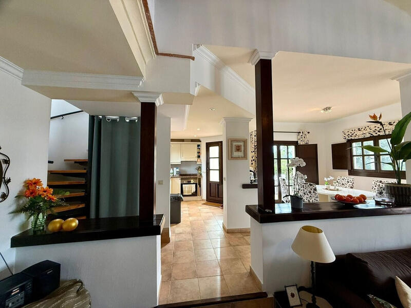 3 sovrum Villa till salu