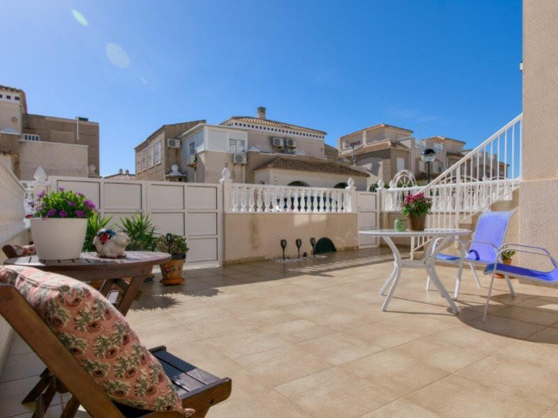 2 Schlafzimmer Stadthaus zu verkaufen