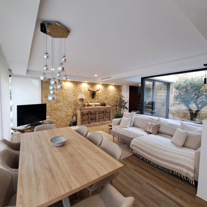 6 Schlafzimmer Villa zu verkaufen