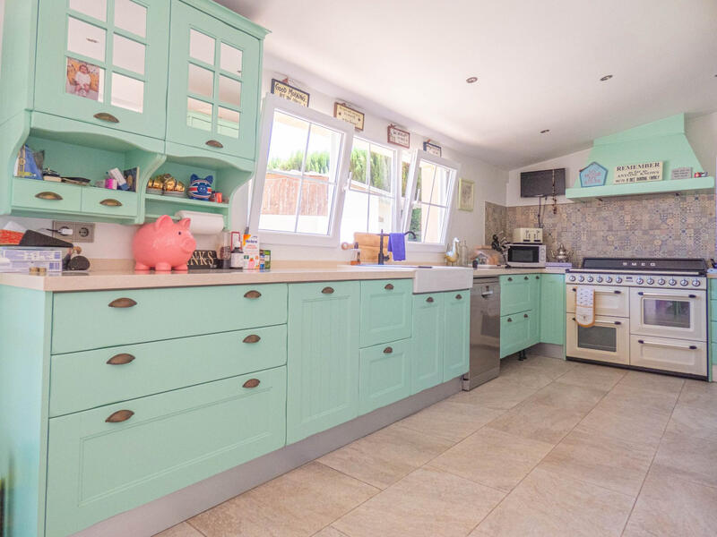 6 Schlafzimmer Villa zu verkaufen