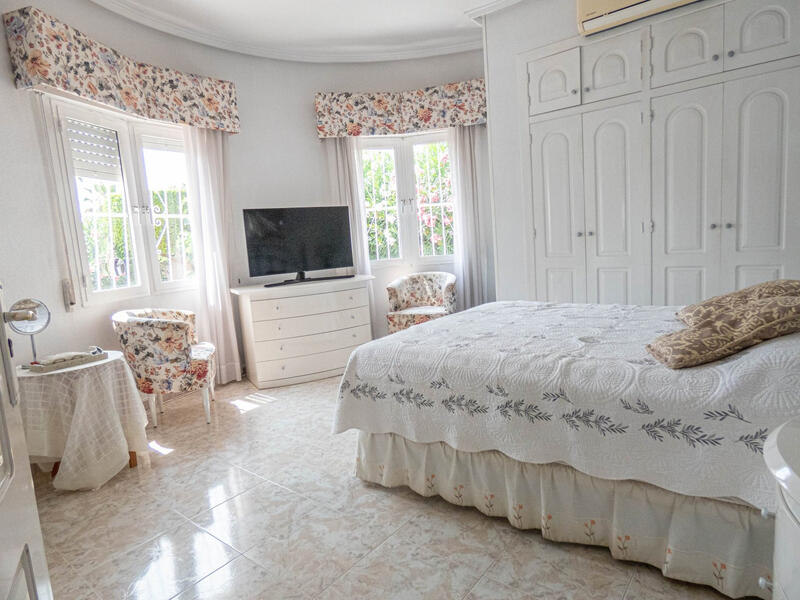 6 Schlafzimmer Villa zu verkaufen