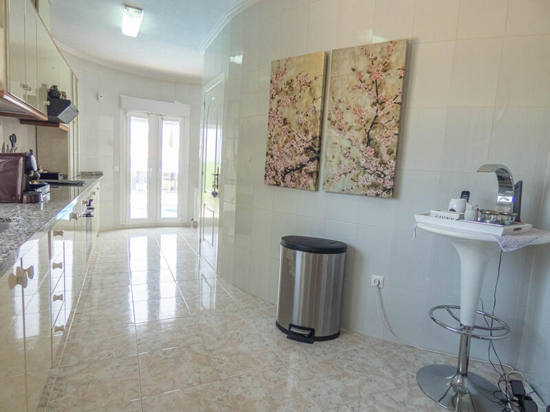 6 Schlafzimmer Villa zu verkaufen