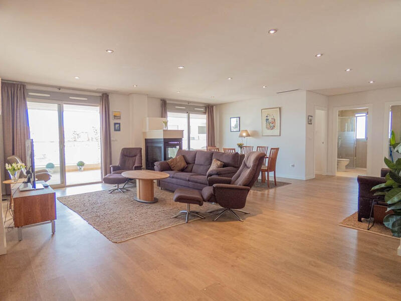 4 Schlafzimmer Appartement zu verkaufen