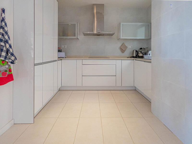 4 Schlafzimmer Appartement zu verkaufen