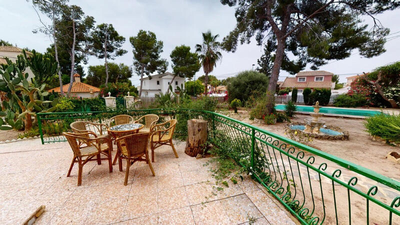 6 Schlafzimmer Villa zu verkaufen