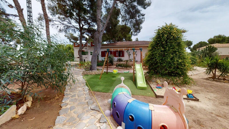 6 Schlafzimmer Villa zu verkaufen