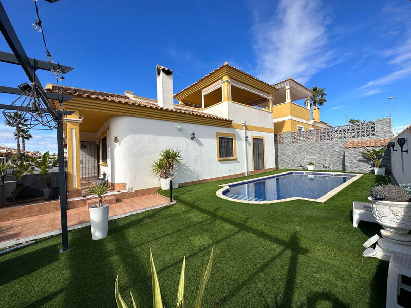 Villa till salu i Orihuela, Alicante