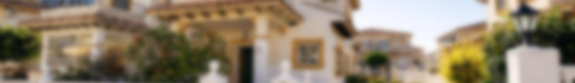 2 slaapkamer Gezinswoning Te koop