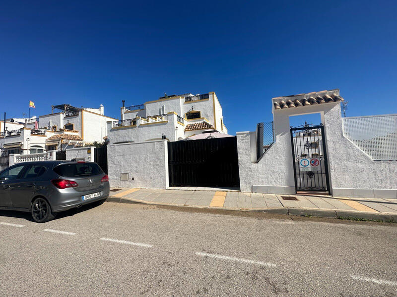 Townhouse for sale in Orihuela, Alicante