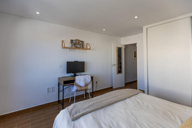 3 soveværelse Byhus til salg