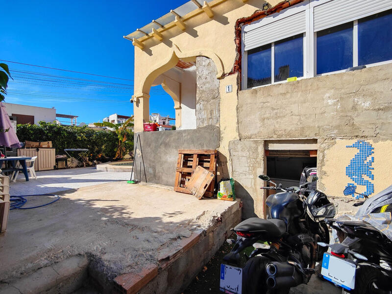 4 soveværelse Byhus til salg