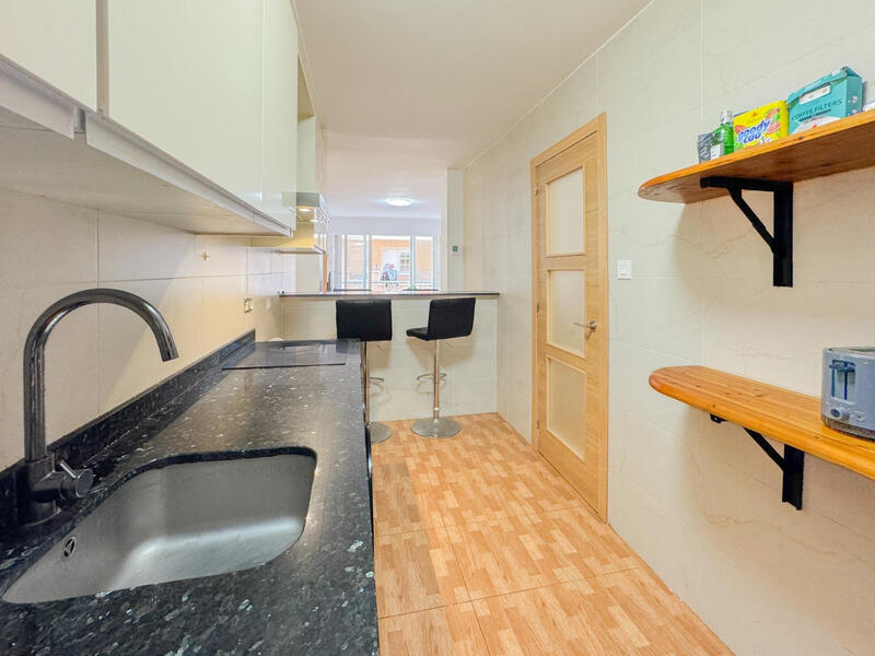 3 bedroom Apartment for sale