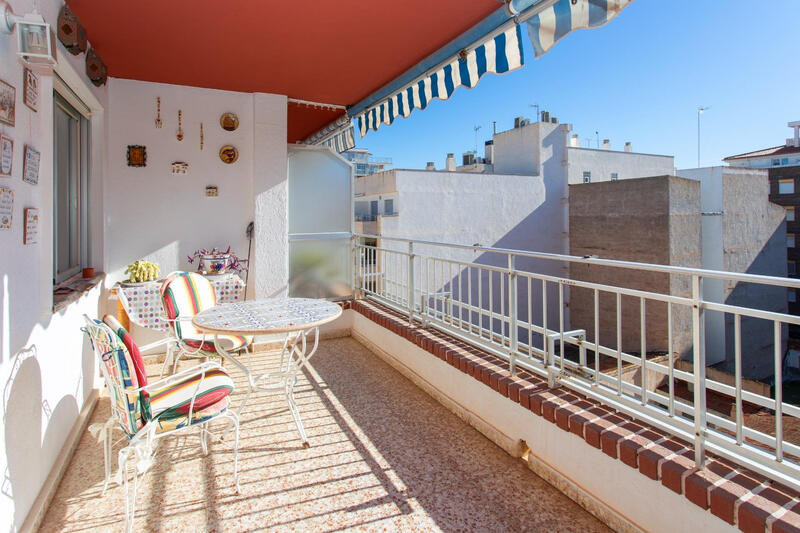 Apartment for sale in Torrevieja, Alicante