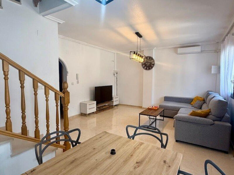 3 Schlafzimmer Stadthaus zu verkaufen