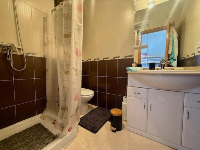 3 Schlafzimmer Stadthaus zu verkaufen