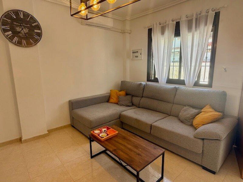 3 Schlafzimmer Stadthaus zu verkaufen