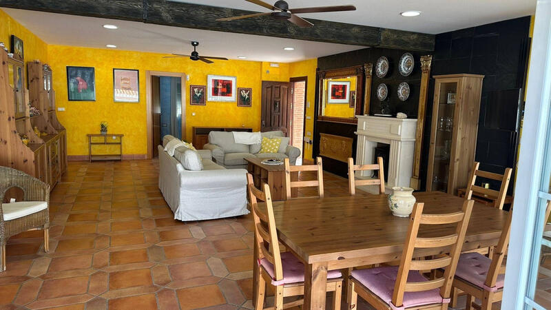 4 bedroom Villa for sale 4 bedroom Villa for sale