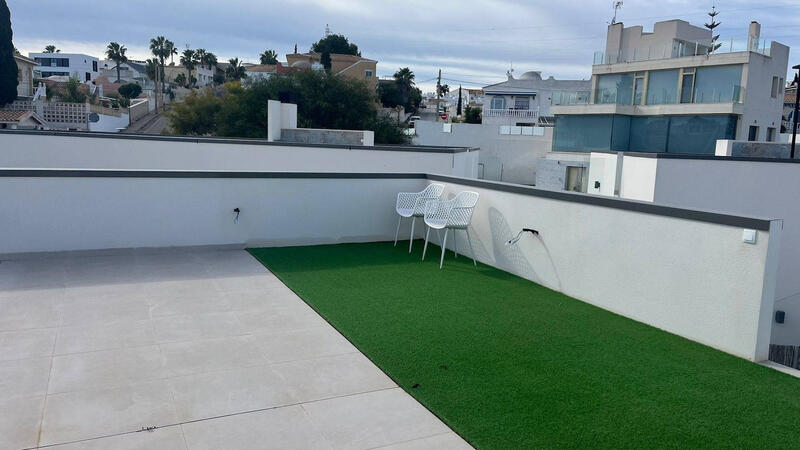 3 спальная комната вилла продается