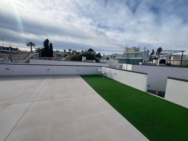 3 спальная комната вилла продается