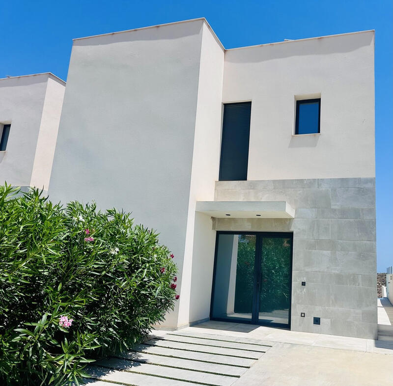 4 Schlafzimmer Villa zu verkaufen