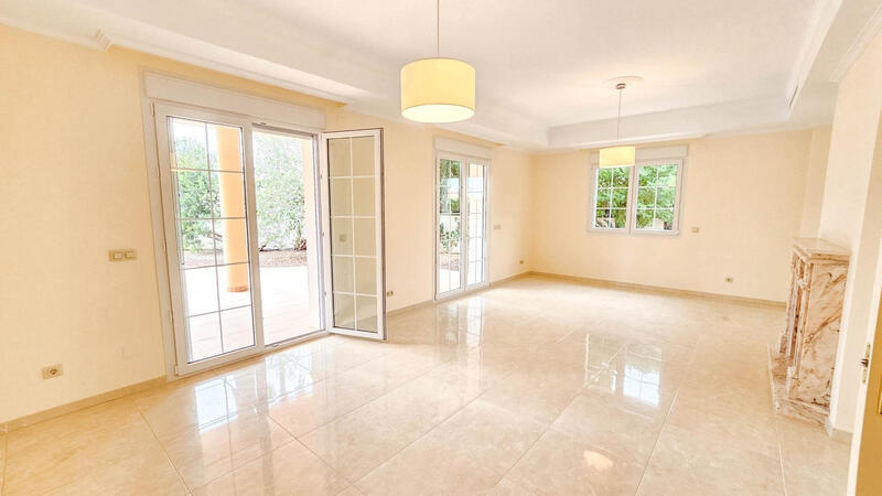 7 soverom Villa til salgs