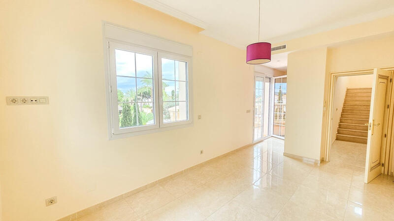 7 soverom Villa til salgs