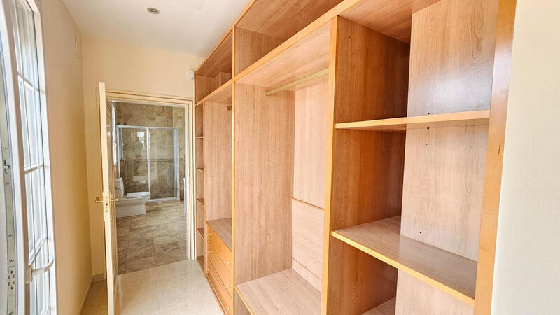 7 soverom Villa til salgs