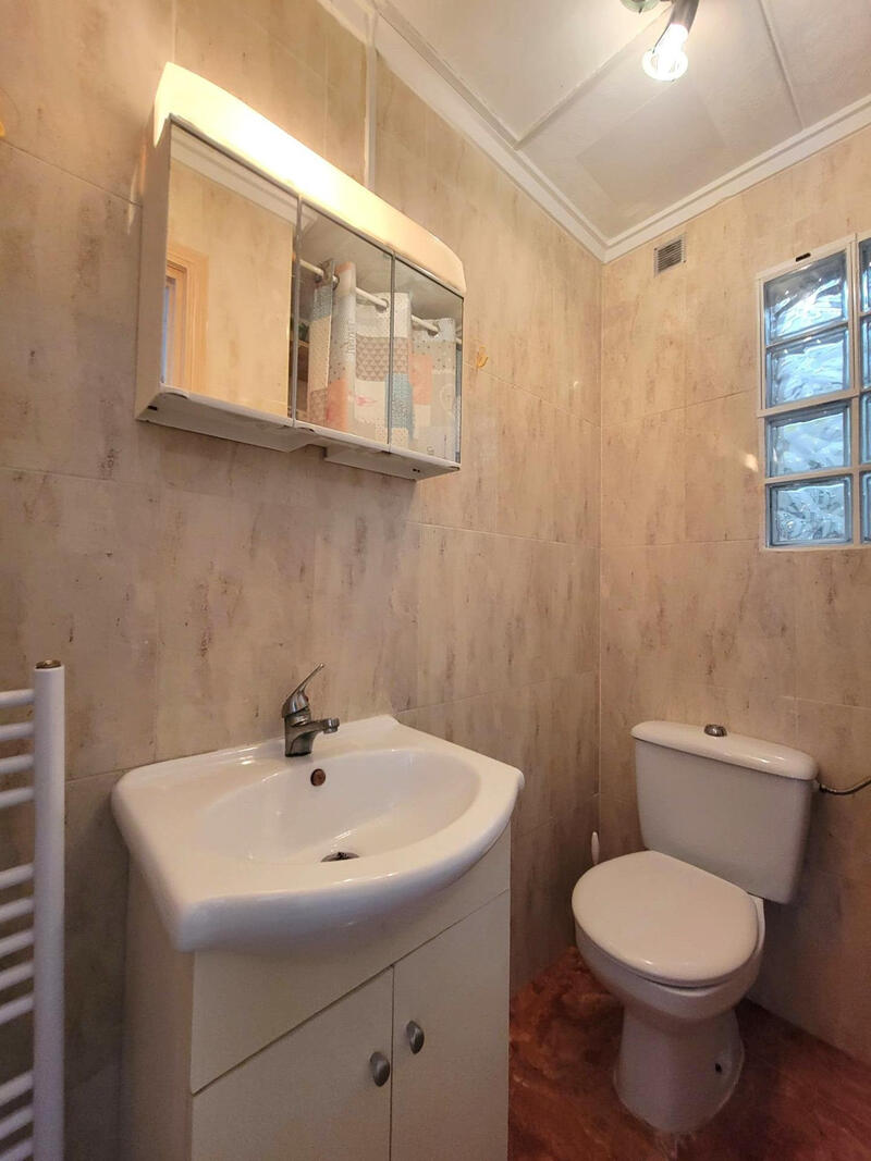 2 soveværelse Byhus til salg