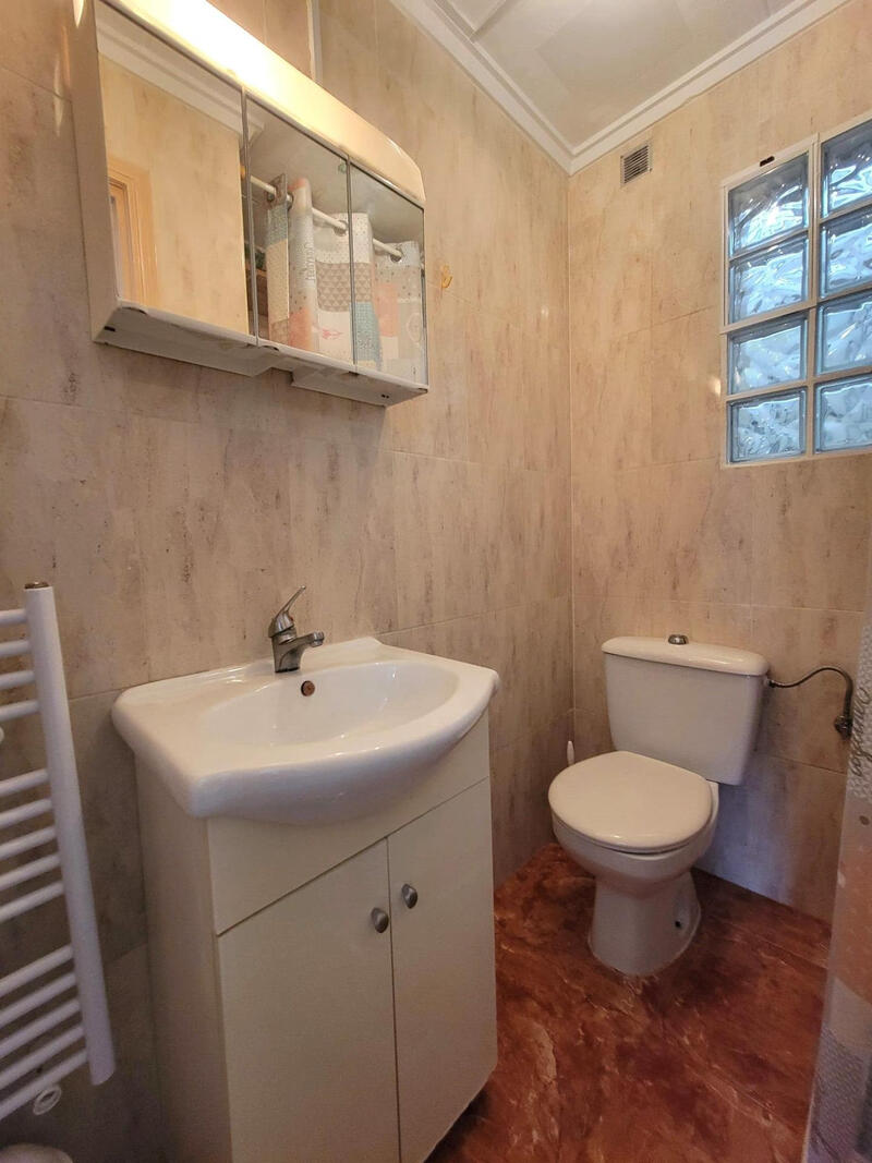 2 soveværelse Byhus til salg